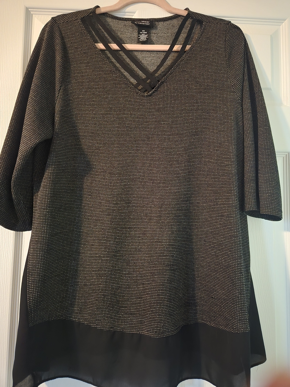 Any Wear Black Knit V-Neck Tunic With Sheer Bottom Trim